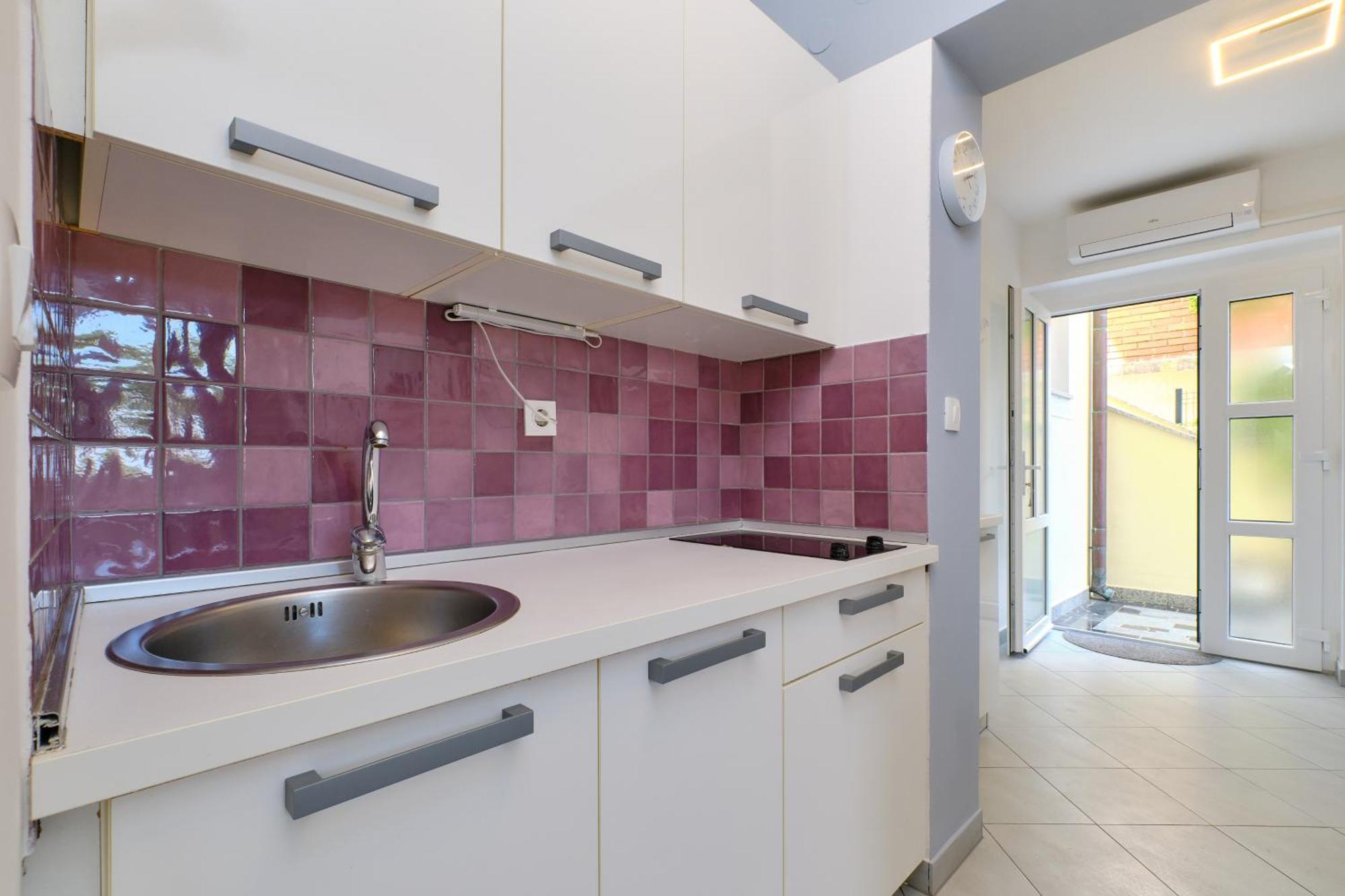 Apartments With A Parking Space Мали-Лошинь Номер фото